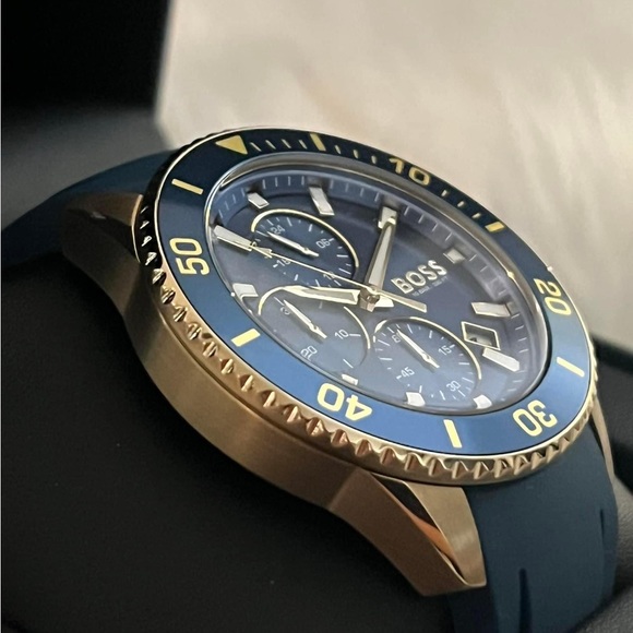 HB1513965 - Hugo Boss Men’s Admiral Watch
Case Size: 45mm
MSRP: $565 - Picture 2 of 9